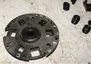 k-so siehts aus wenn eine kupplung explodiert_07